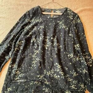 Kut from the Kloth Black Floral Blouse